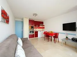 Les Rivages De Rochelongue-2 By Interhome Apartment